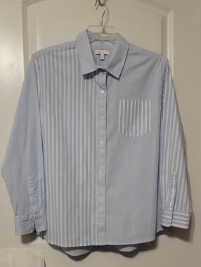 Crown & Ivy Women's Button-Down, Blue/ White Stripes Oxford. XL Like New.